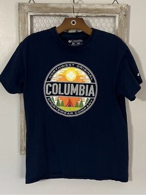 Columbia Men’s Navy Graphic Short-Sleeve Tee